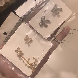 2 Pintresty Korean Long Chai  Earings