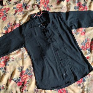 Women Solid Black Shirt