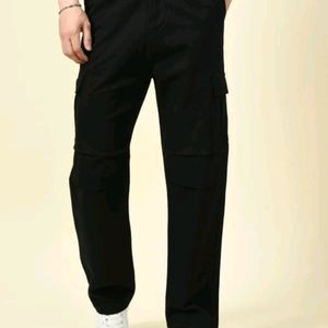 Men Black Cargo Straight Fit Pant