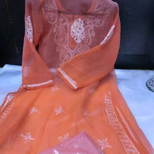 It's New Chikankari Kurti