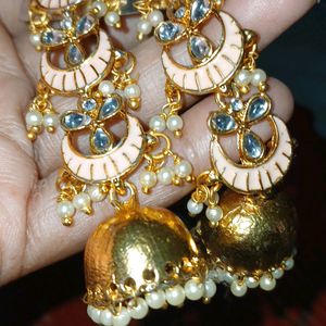 Meenakari Jhumka