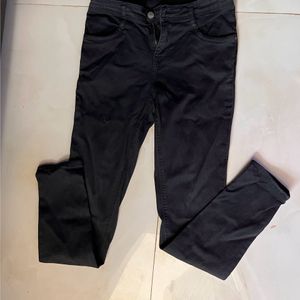 Black Jeans Perfect For Casual and formal Wear