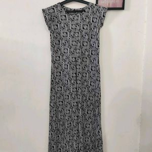 Front Slit Long Kurti