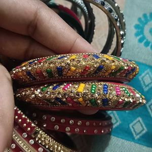 Offer If You WantMixed Old And New Bangles