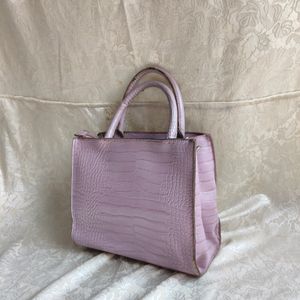 L.O.V Levender Handbag