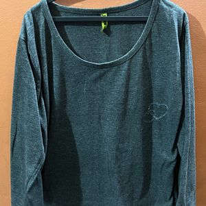 Grey Casual Fit Tshirt With Cute Heart Print