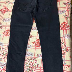 Levis Black Denim Jeans Solid