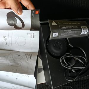 JBL 460BT 🎧 (Not 450 ) Smells Brand New