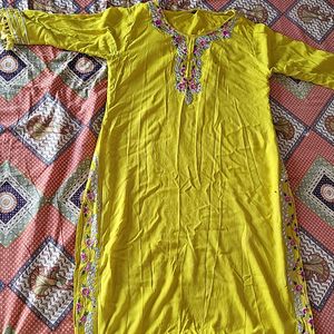 Kurti, Pant And Dupatta Set