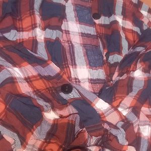 loose checked shirt (fine cloth)