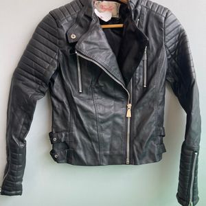 ❗️Price Dropped ❗️Imported Bikers Leather Jacket