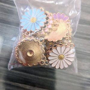 PANDA DAISY AND INFINITY CHARMS