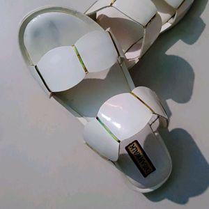 Flat Simple Regular Use Sandal