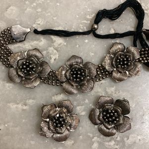 Oxidised Jewelery Set For Grabs