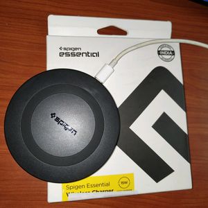 Sale💰 new Spigen wireless charger for iphones etc