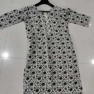 Beautiful Kurti Set