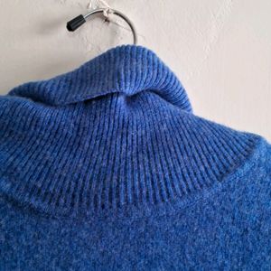 Turtle Neck sweater