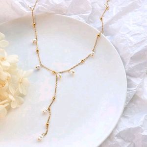 Dainty Pearl Tassle Necklace