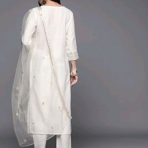 Women Embroidered Straight Kurta Set