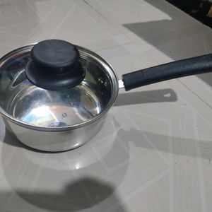 Alda Triply Bueno Sauce Pan 18 cm diameter with Li