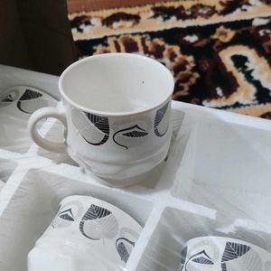 Fresh White Sober Print And Rich Look Cups