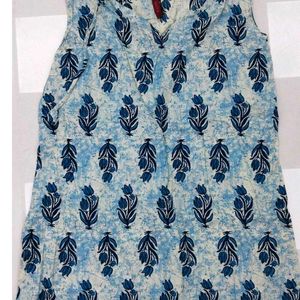 Short Sleevless Kurti