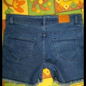 Short Jeans