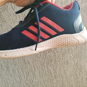 Unisex Sports Shoe