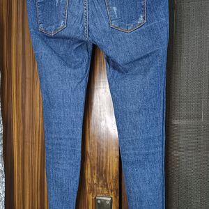 Blue Damaged Jeans For Women