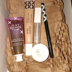 (Sealed)JUST HERBS TRENDY BEAUTY BOX