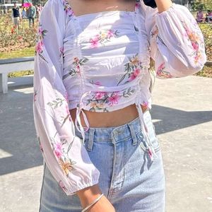 Floral Top🌟