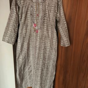 Grey & White Mirror Work Embroidered Kurta (Women)