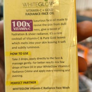 Lotus Herbals WhiteGlow Vitamin C Face Oil