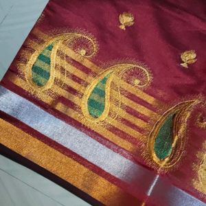 New Saree With Unstitched Blouse Piece