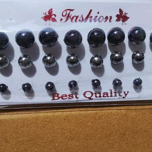 RS30/-DELIVERY OFF 📴 FANCY STUD PACK OF 1 (18 PAI