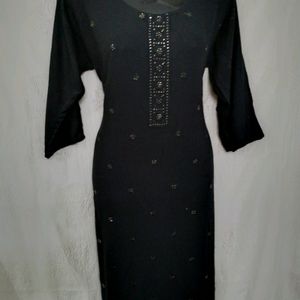 Black Kurti