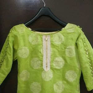 Kurti With Tuckins - Green