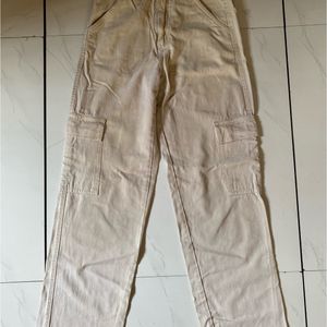 zara cargo jeans beige color