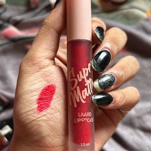 Set Of 2 Matte Lipsticks And Glitter Gloss