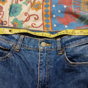 High Waisted Blue Straight Fits Jeans