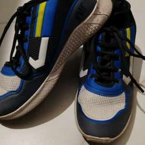 Sports Shoes