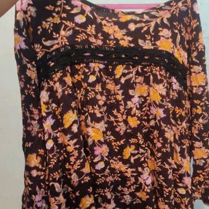 Plus Size Black Floral Top