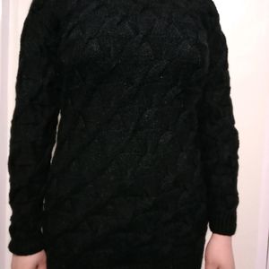 HAND KNITTED BLACK SWEATER