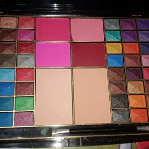 54shades Of Eyeshadow With Compact Powder, Brush