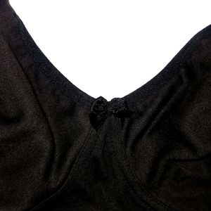 Clovia Black Bra For Women