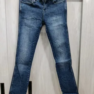 Wrangler Jeans | Like New | In The Size 28