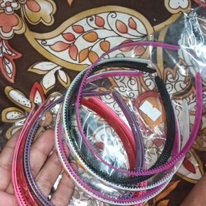 12 Pcs Of Hair Bands