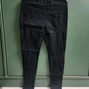 Black Straight Fit Jegging