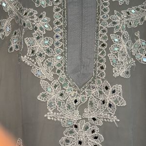 chikankari mirror kurti WITH INNER