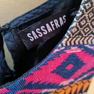 Sassafras Casual Sleeveless Embroidered Top